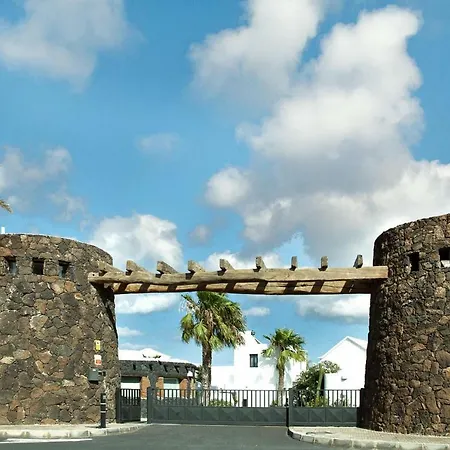Сasa de vacaciones Holiday Villas Kamezi Playa Blanca Ace03034 Oyf